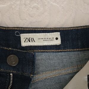 Zara Cropped Women's Blue Jeans